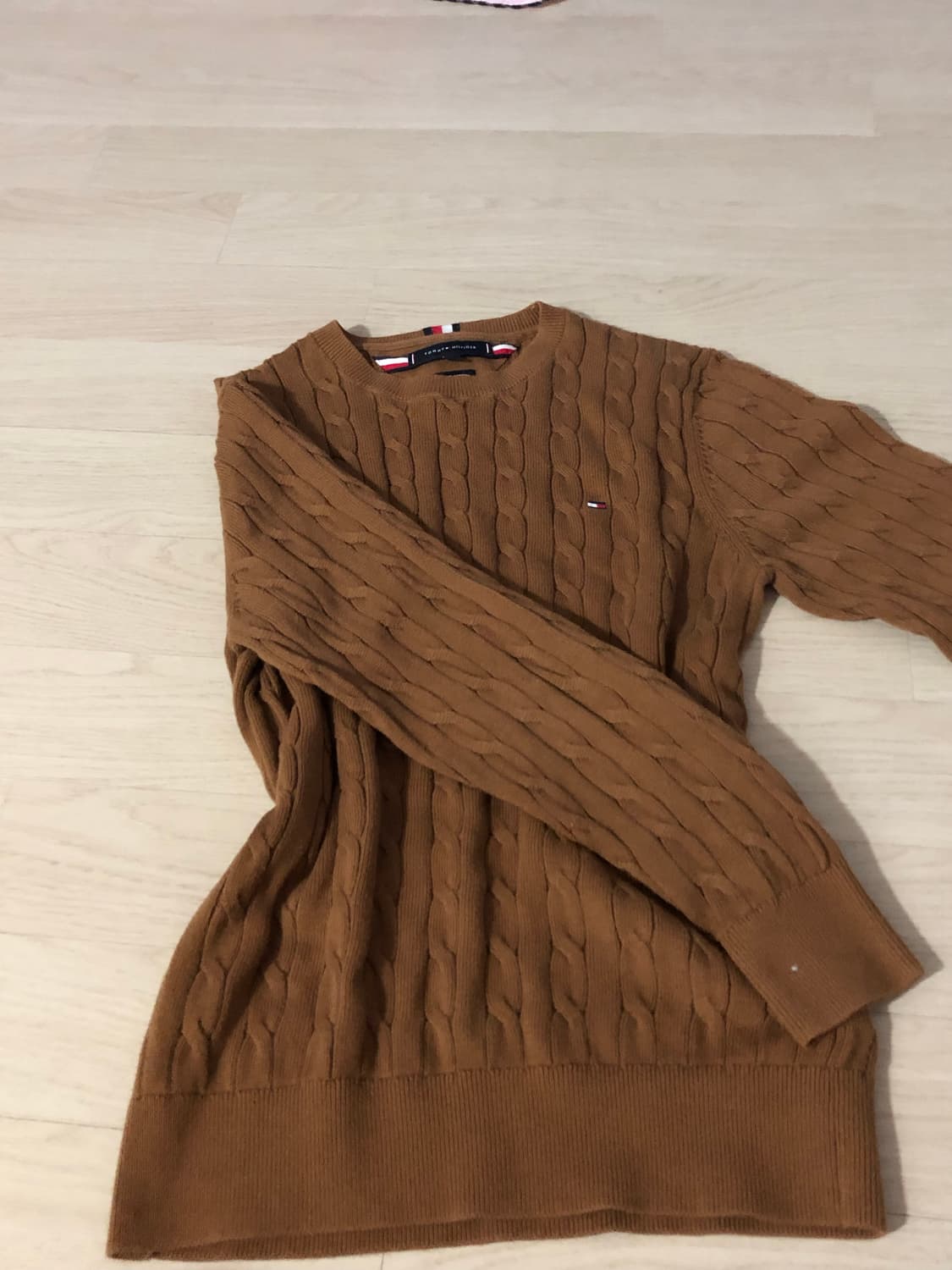 타미힐피커 케이블 니트 브라운  상품이미지1