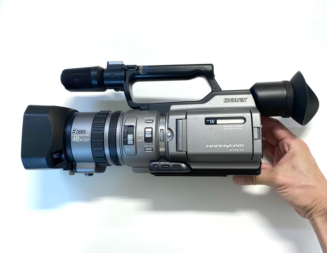 소니 DCR-VX2100 6mm 디지털 캠코더 상품이미지1