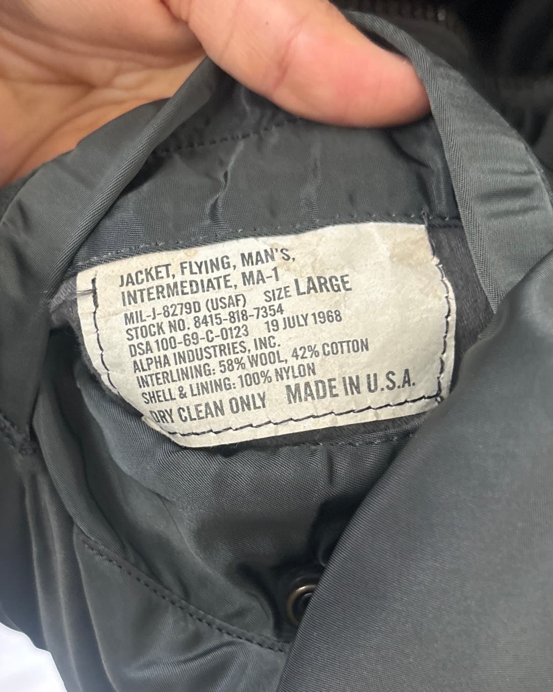 알파 인더스트리 MA-1 플라이트 자켓 상품이미지8