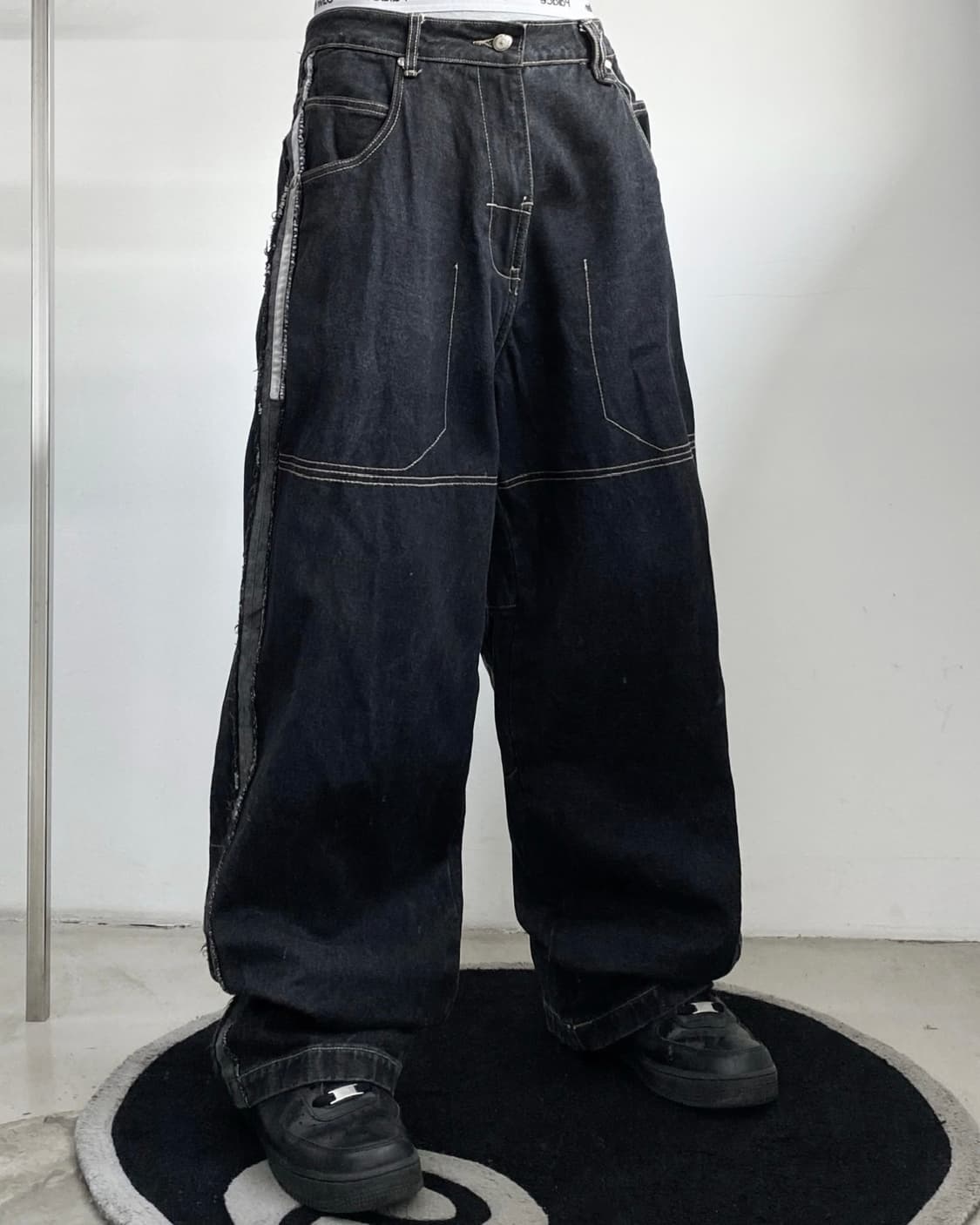 칼 카니 사이드 데미지 라인 와이드 데님 팬츠 상품이미지2