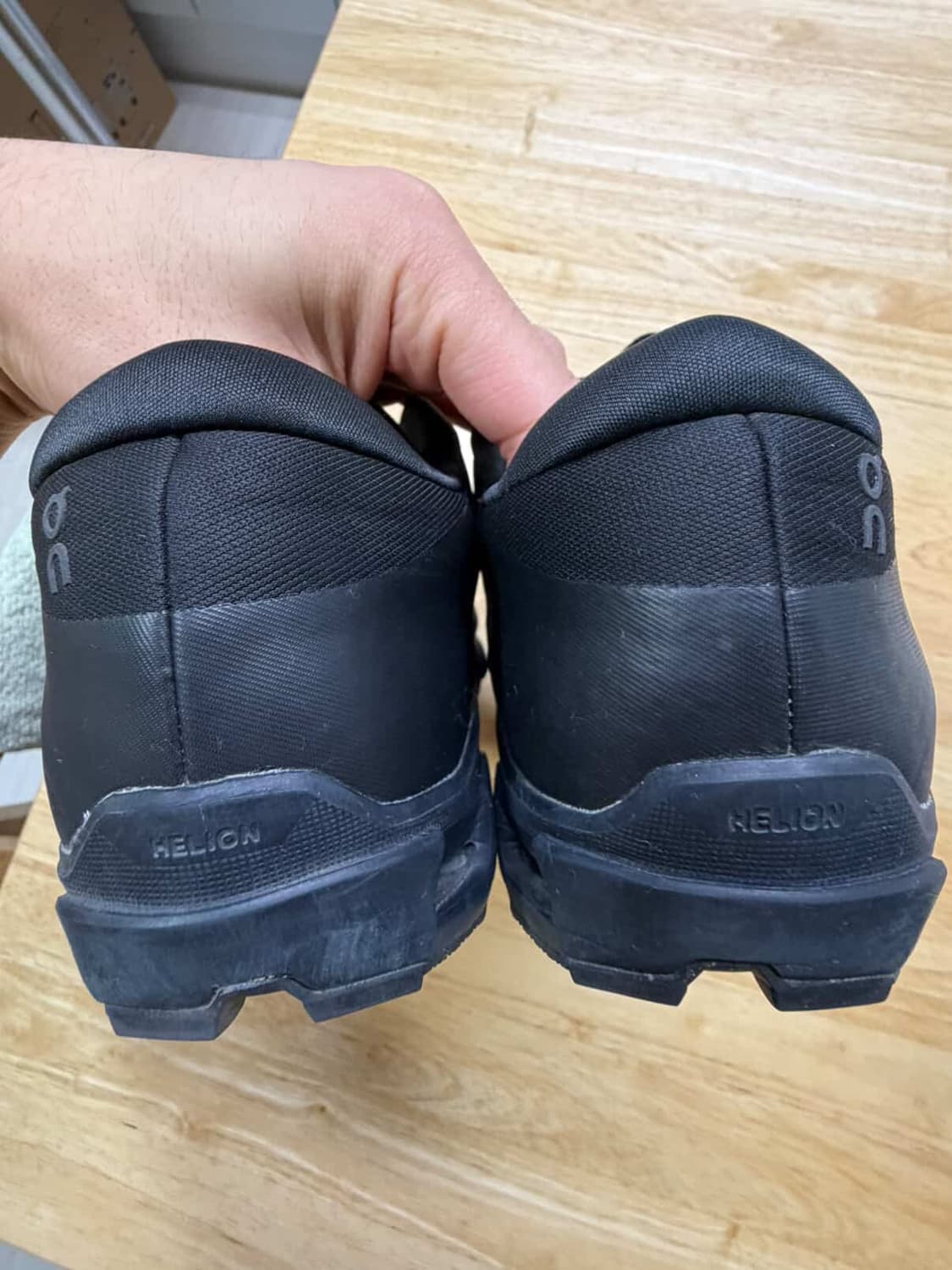 온러닝 파프 클라우드벤쳐 피크 올 블랙 상품이미지4