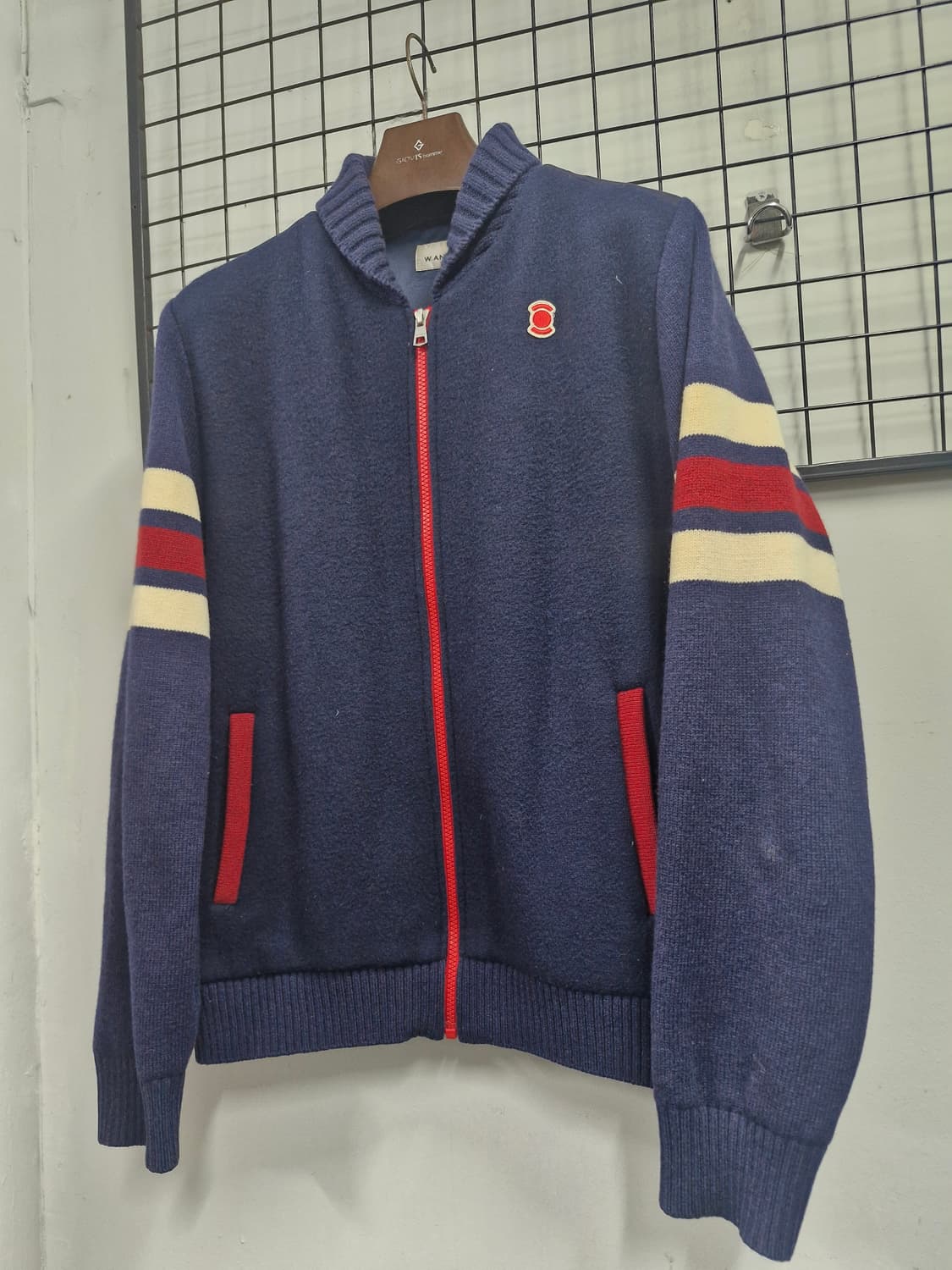 105XL 와이드앵글 방풍 니트 집업 네이비 상품이미지3