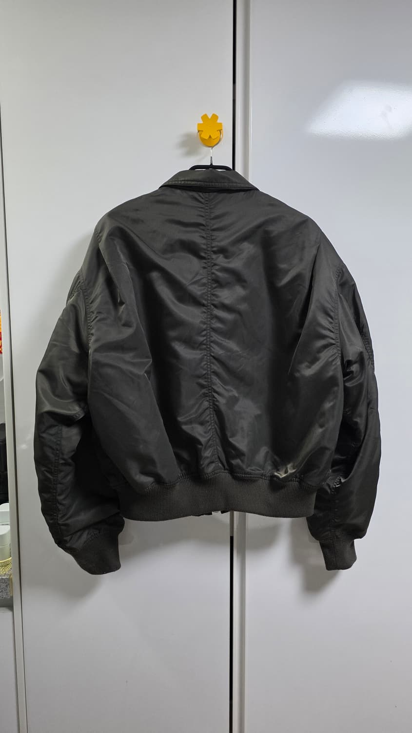 밈더워드로브 나일론 데크 봄버 자켓 카키 상품이미지2