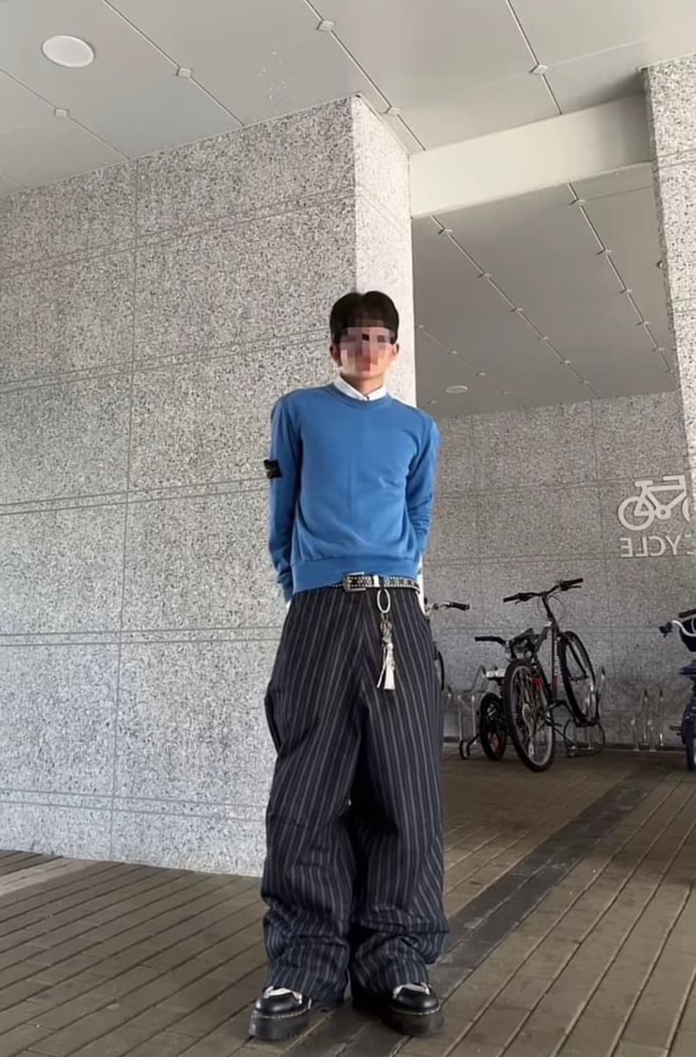 임채윤 실착 스톤 아일랜드 니트 상품이미지1