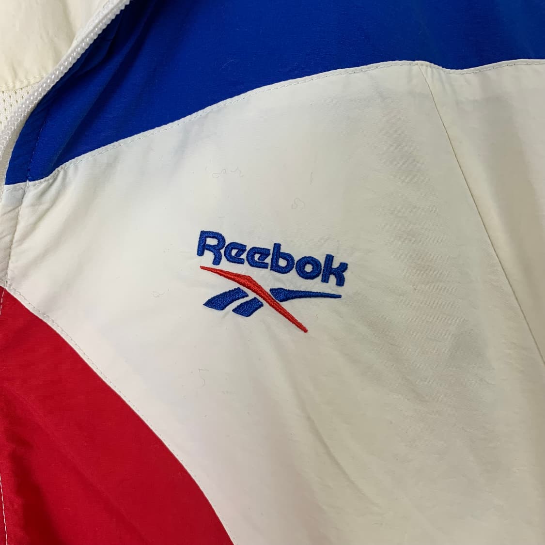 리복 올드스쿨 크롭 바람막이 자켓 상품이미지4