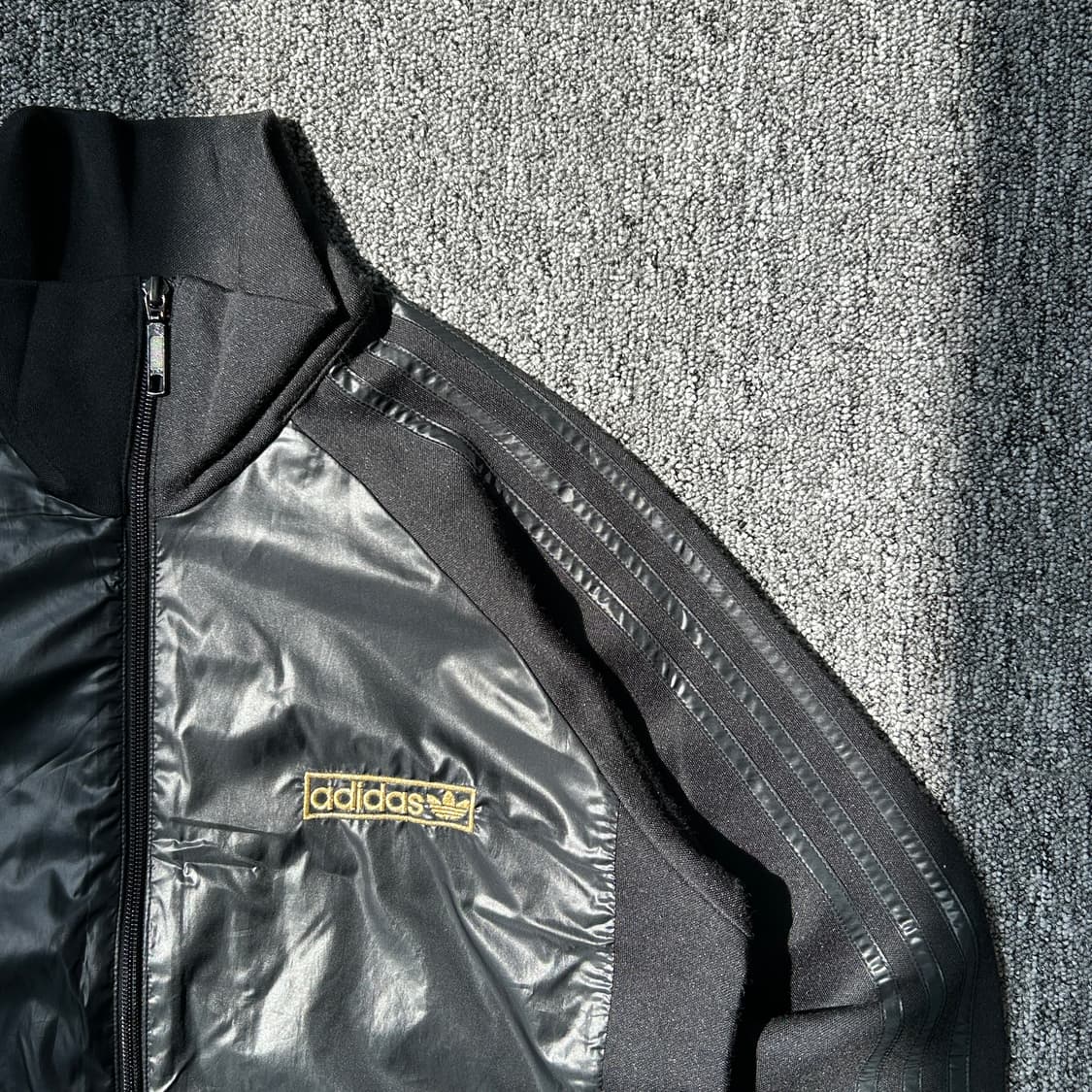 아디다스 파이어버스 골드 로고 트랙탑 져지 상품이미지2