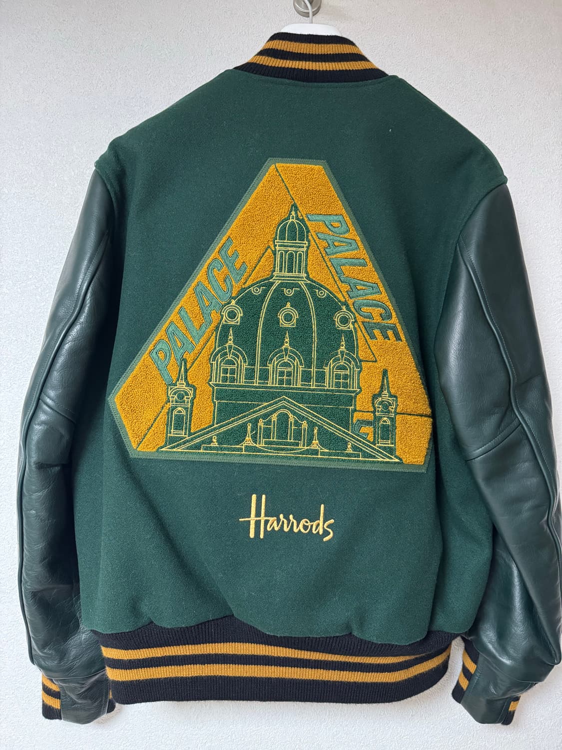 팔라스 헤러즈 골든배어 바시티자켓[L] 상품이미지2