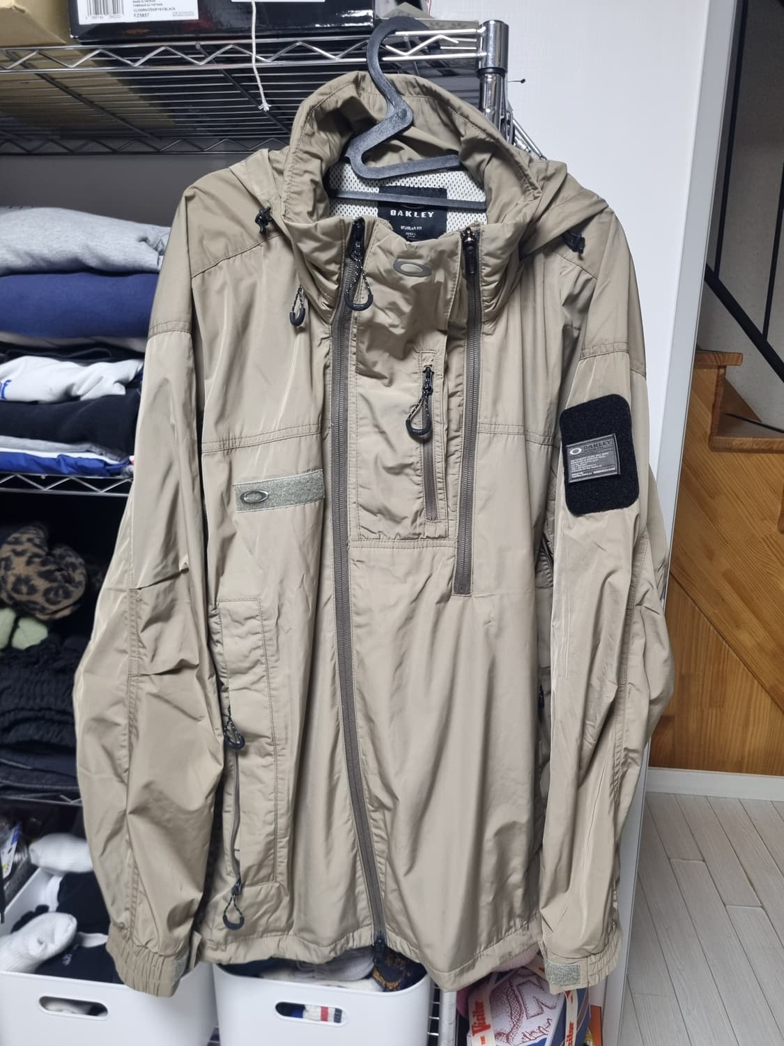 오클리 바람막이 xl 상품이미지1