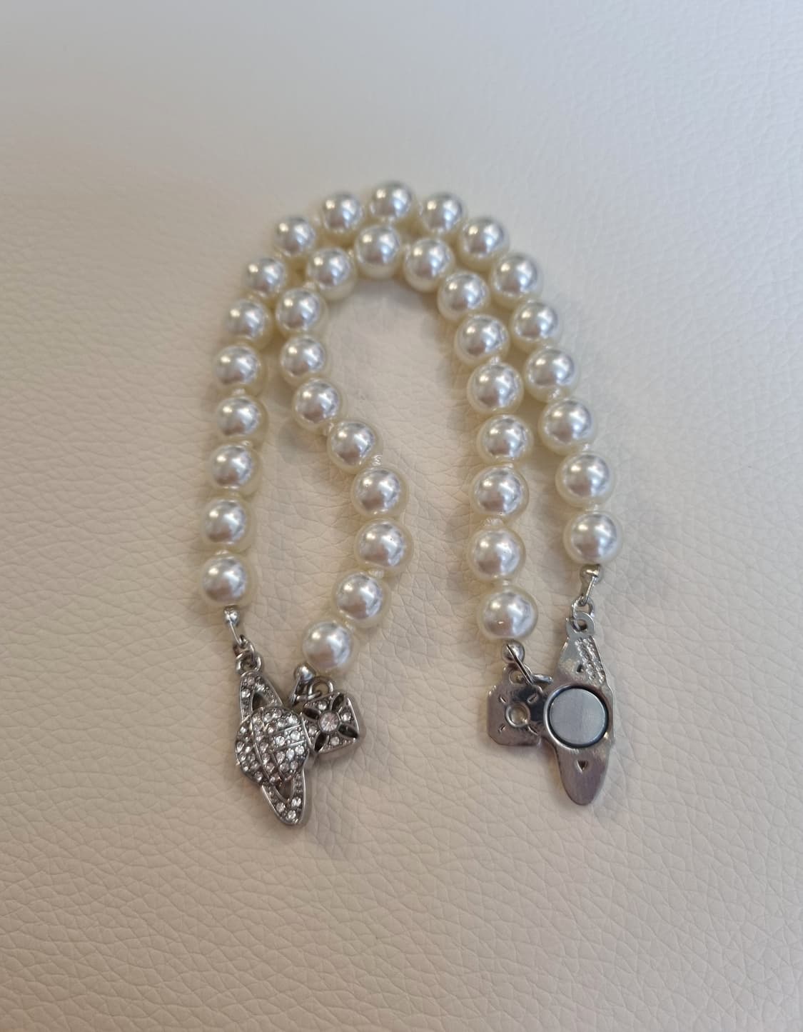 비비안웨스트우드 업사이클링 두줄 스왈진주 팔찌 상품이미지6