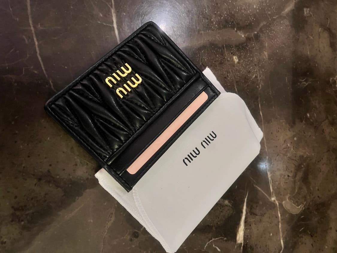 미우미우 마테라쎄 카드지갑  상품이미지3