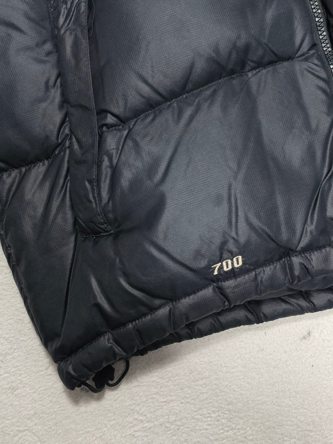 노스페이스 700 블랙 눕시패딩 조끼 100size 상품이미지3