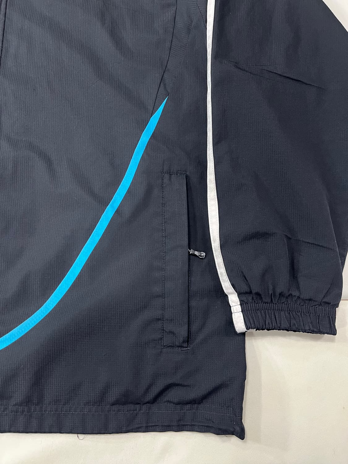 아디다스 레알 마드리드 CF 우븐 자켓 상품이미지6