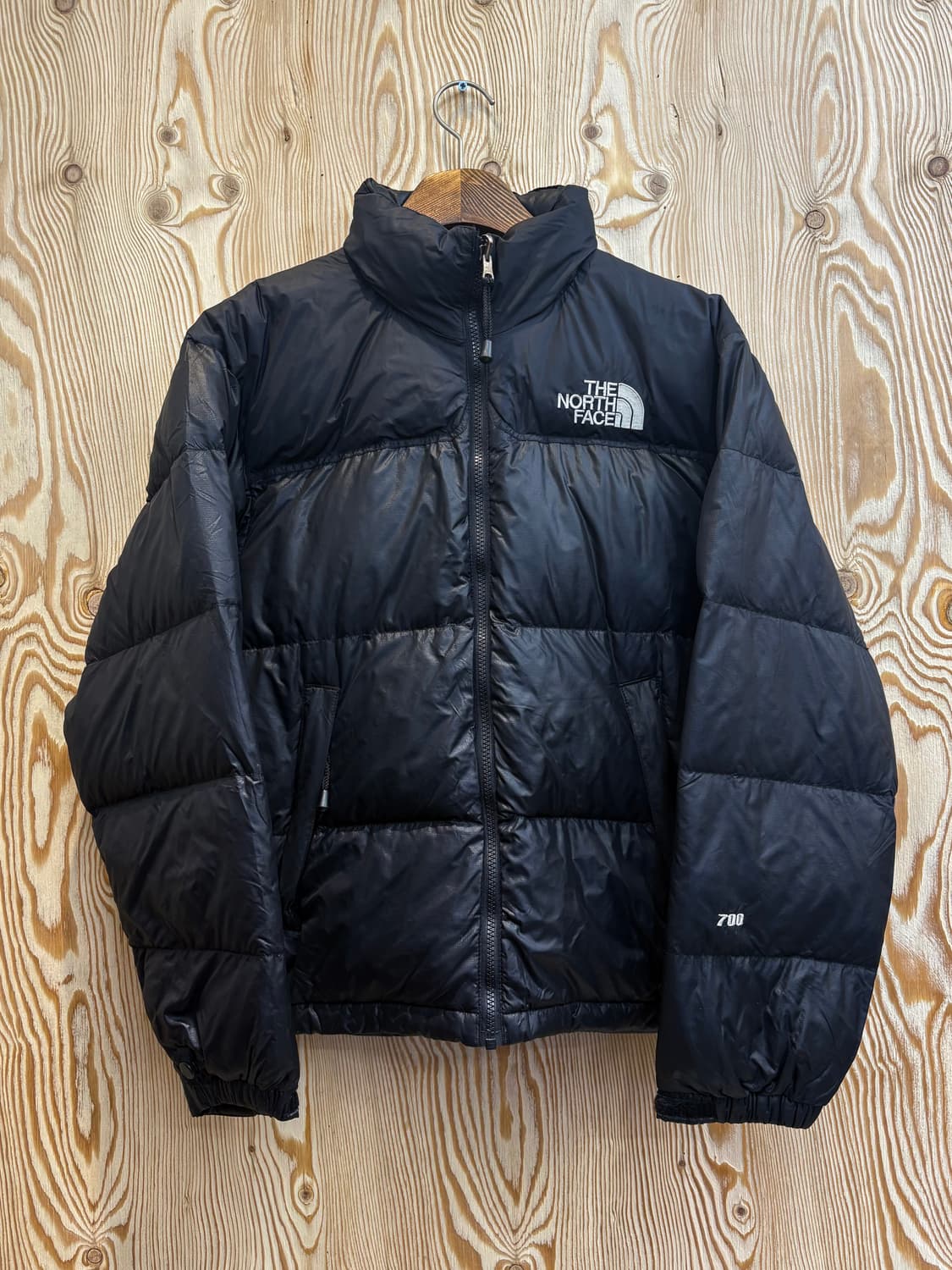 노스페이스 센터로고 눕시 패딩 상품이미지3