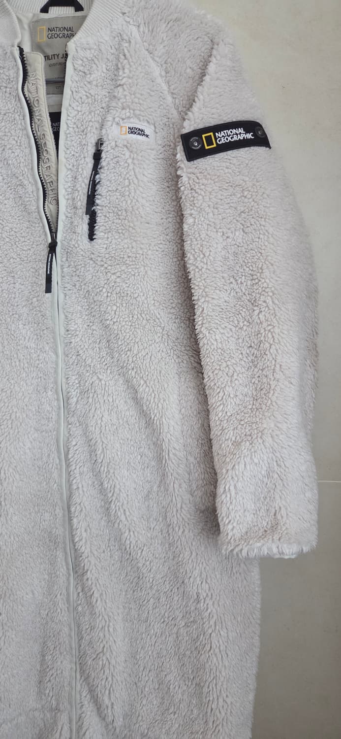 내셔널지오그래픽 뽀글이 롱코트 85(XS)
드라이완료 택포 상품이미지4