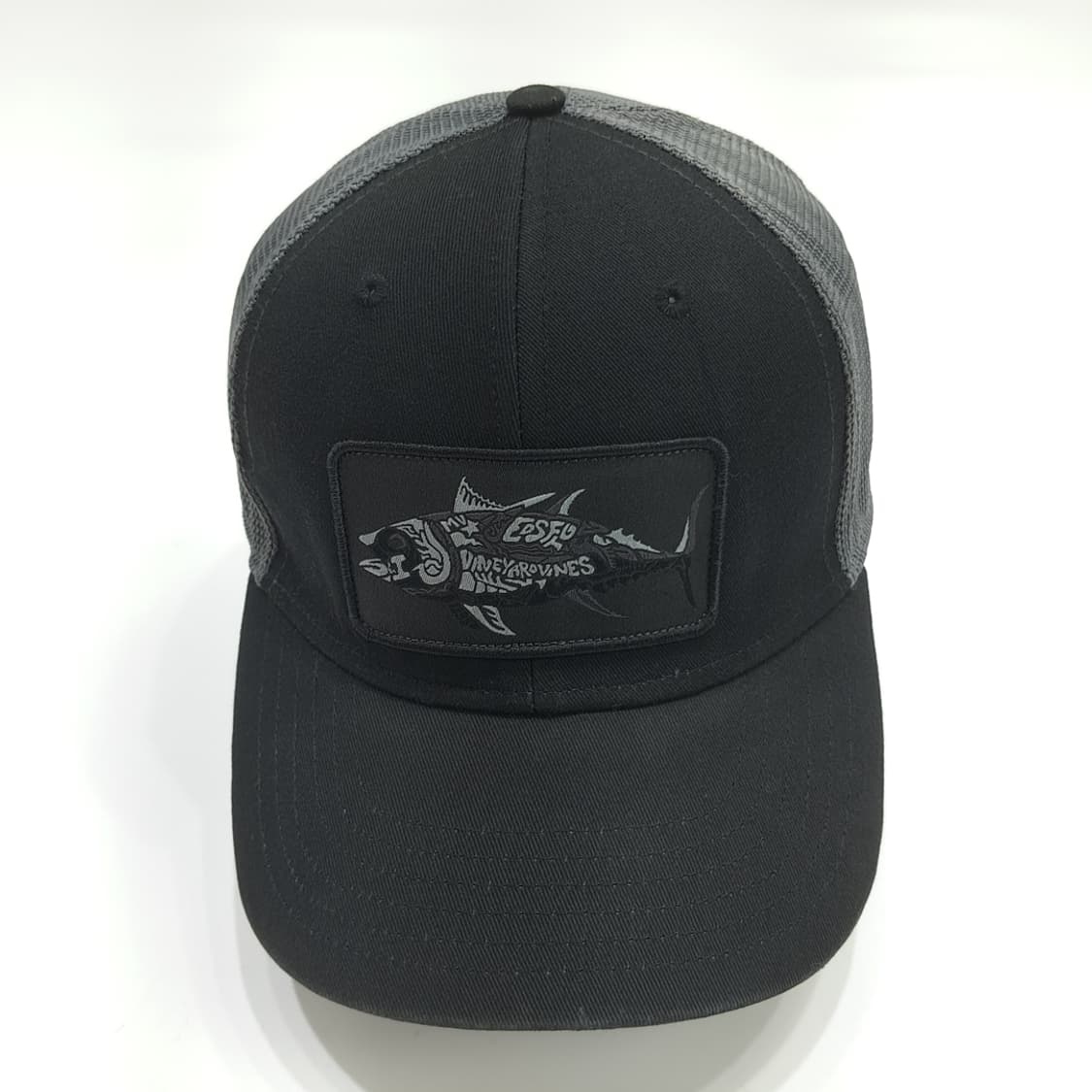 Vineyard Vines 피쉬 패치 메쉬 트러커캡 P1608 상품이미지3