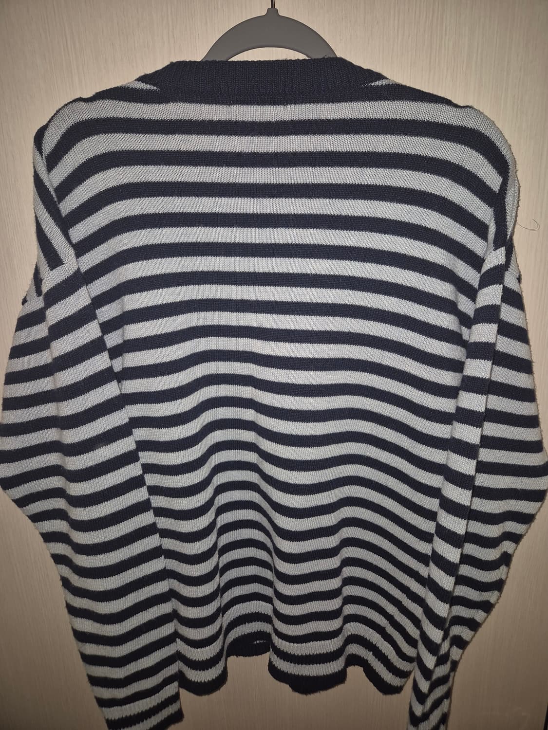 메종키츠네 네이비소라 스트라이프 단가라 니트 상품이미지6