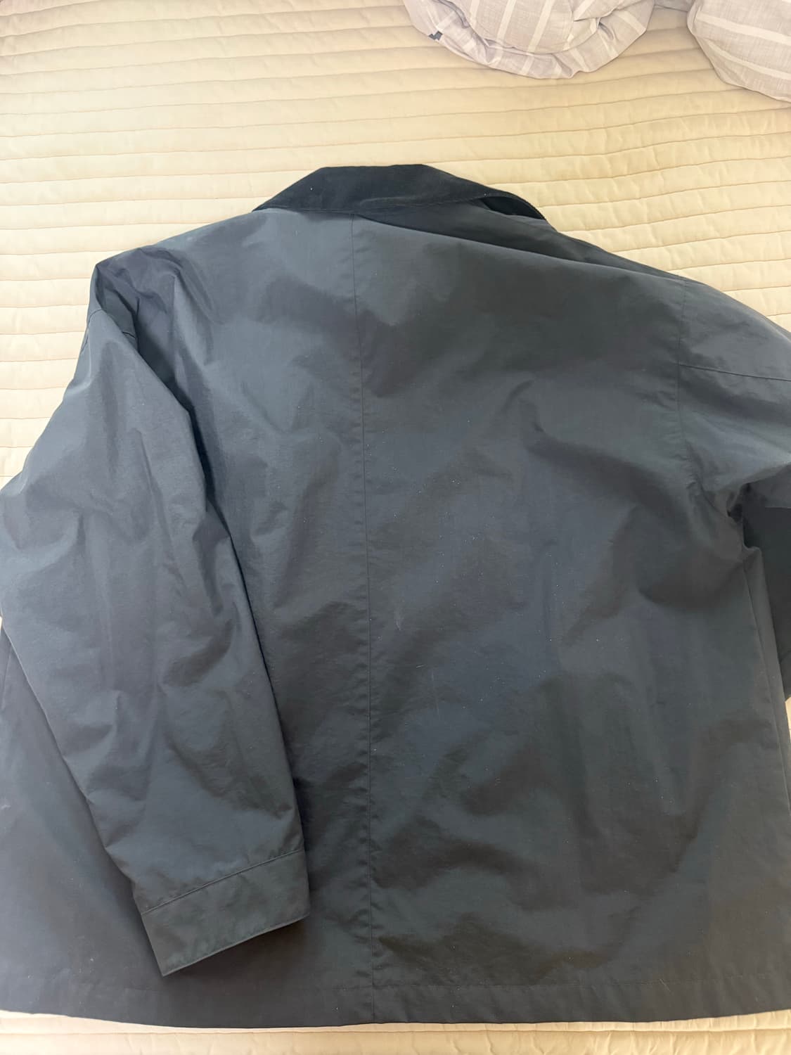 단톤 나일론 타프타 자켓 42사이즈  상품이미지4