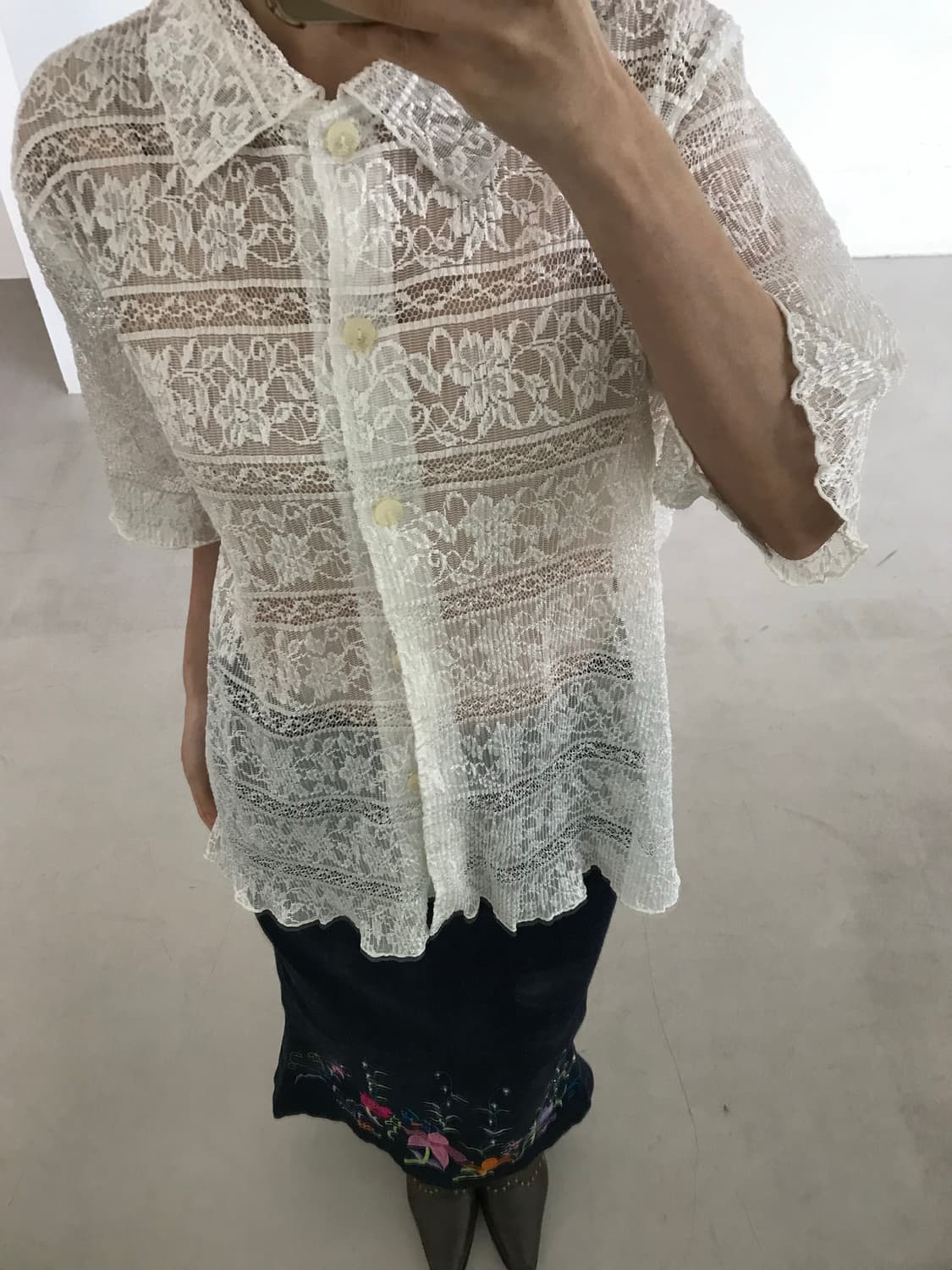 vintage lace pattern shirts 상품이미지1