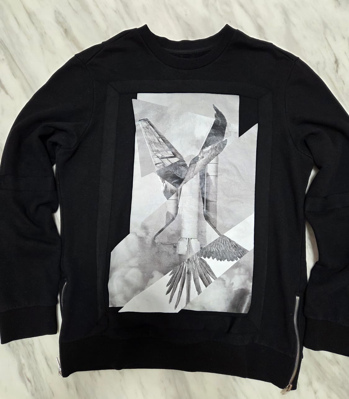 시스템옴므 그래픽 사이드지퍼 맨투맨 상품이미지1