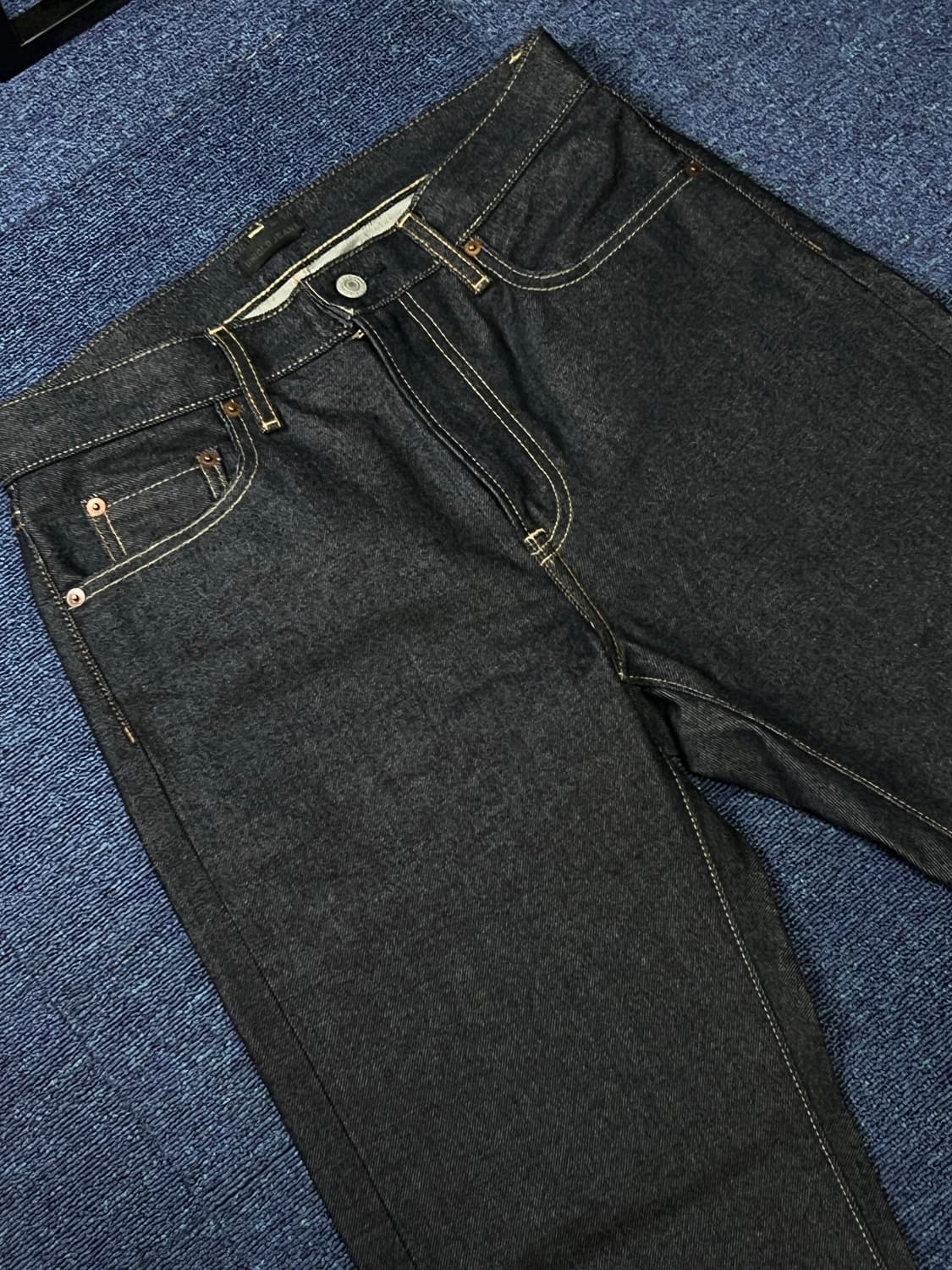 유니클로 셀비지 데님팬츠  상품이미지2