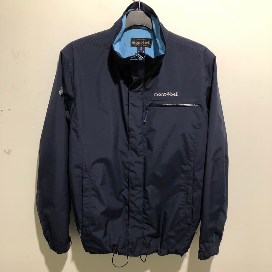 몽벨 바람막이 상품이미지1