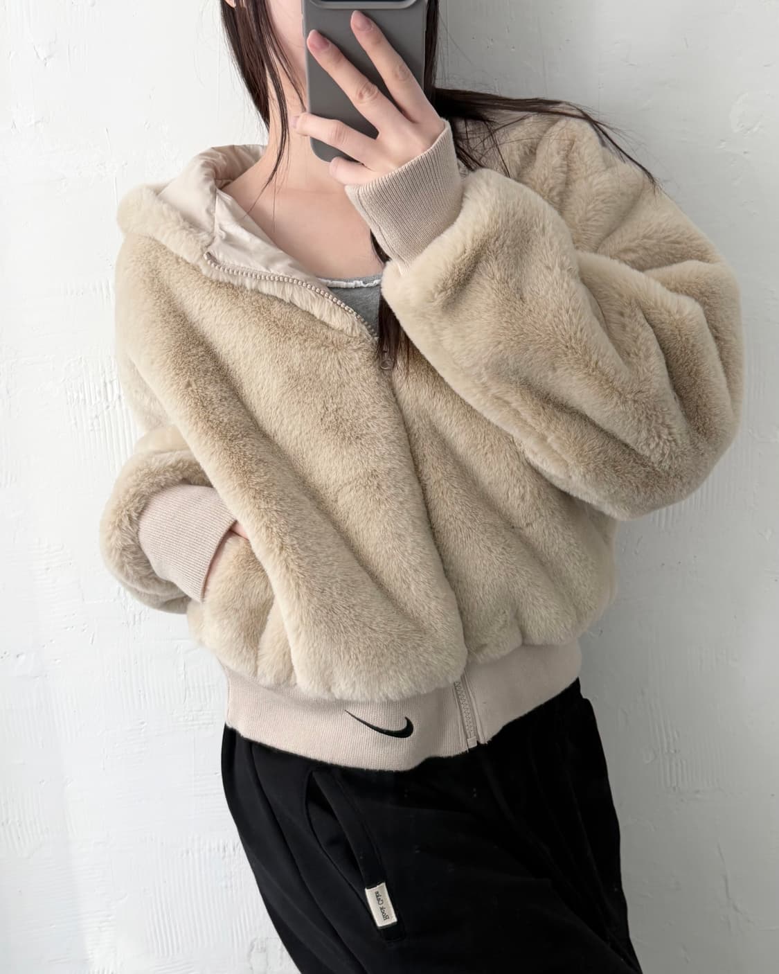 Nike 나이키 우먼 베이지 스우시 로고 퍼 후드자켓 상품이미지1