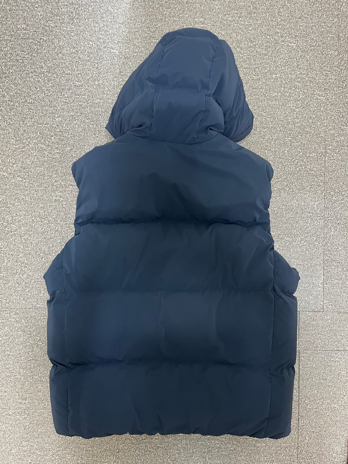 자라 패딩 조끼 XL 상품이미지3