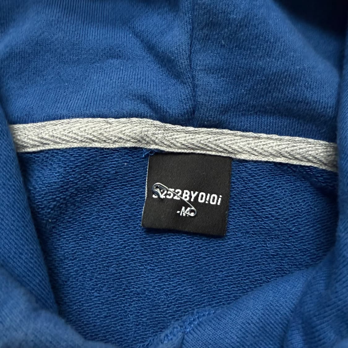 오아이오아이 후드티 상품이미지2