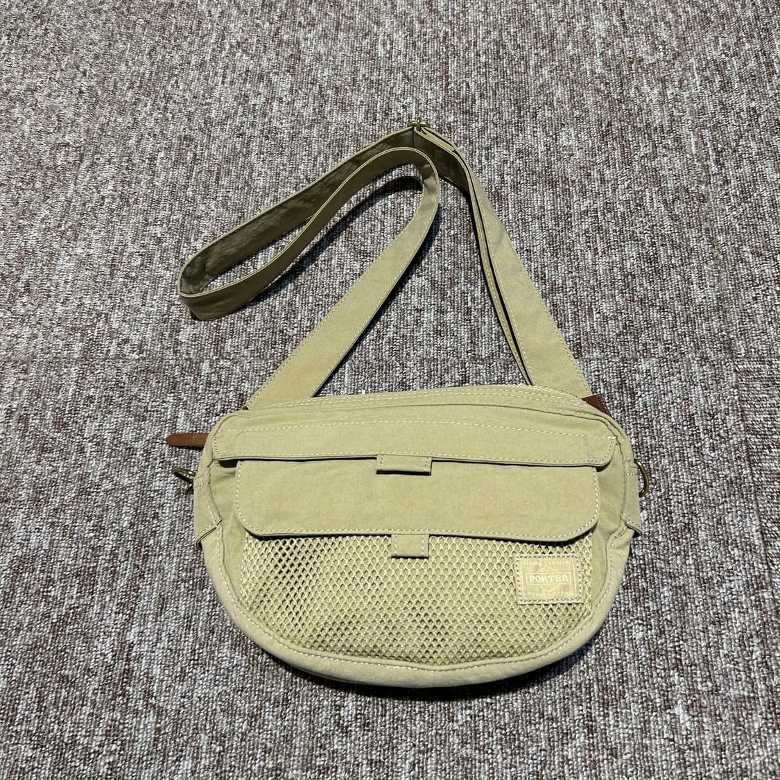 요시다 포터 메쉬포켓 크로스백 숄더백 카키  상품이미지1