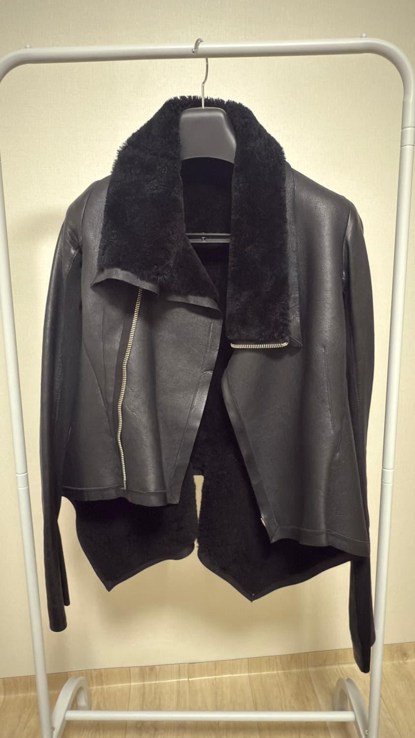 릭오웬스 램스킨 무스탕 38사이즈 상품이미지1