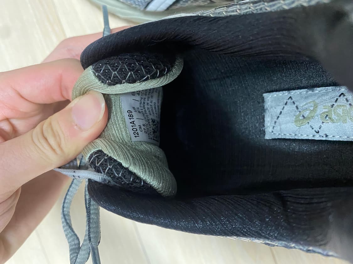 275 아식스 키코 젤카야노14 피드몬트 그레이 상품이미지10