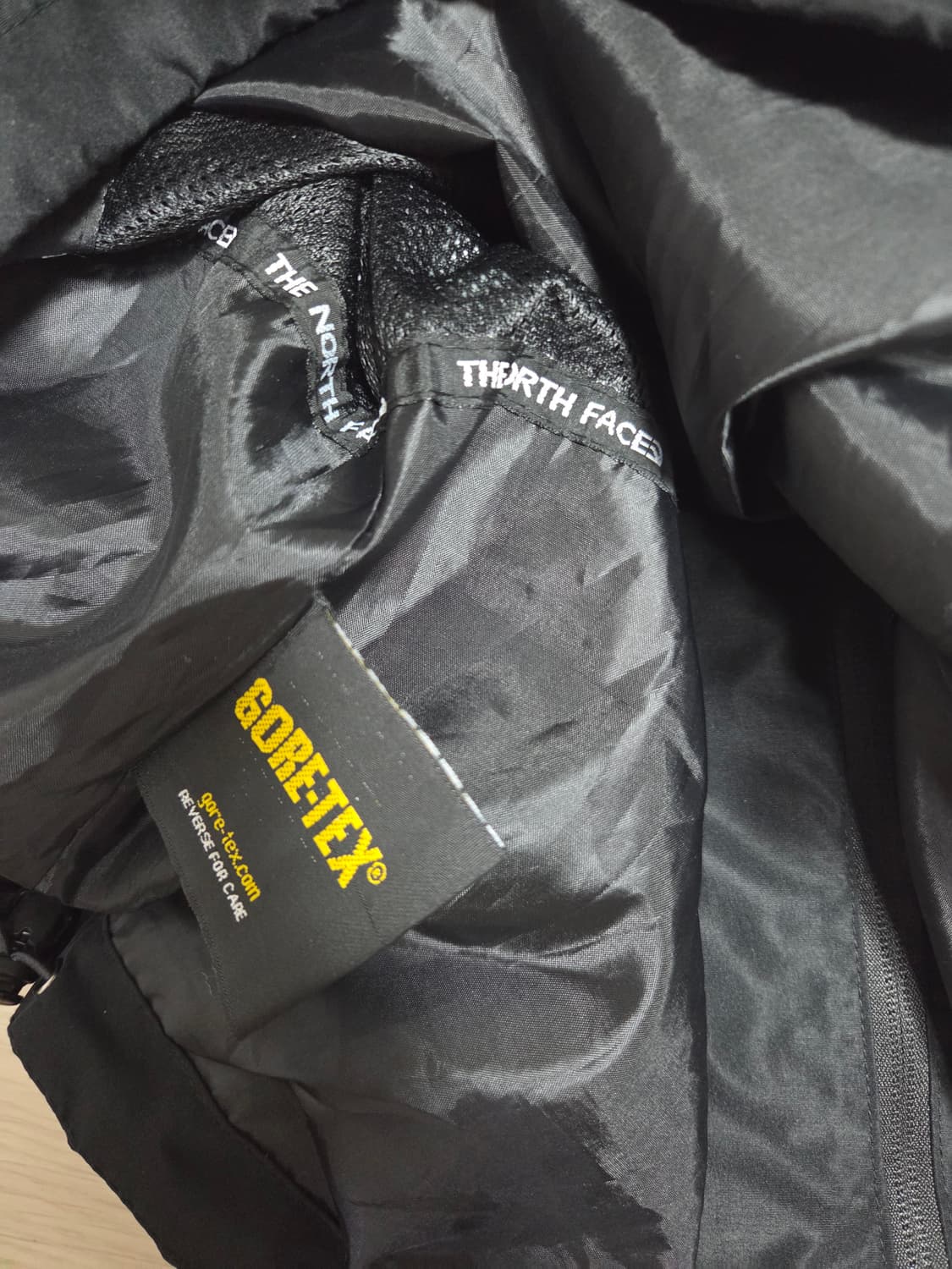 노스페이스 고어텍스 서밋 시리즈 바람막이 자켓 상품이미지9