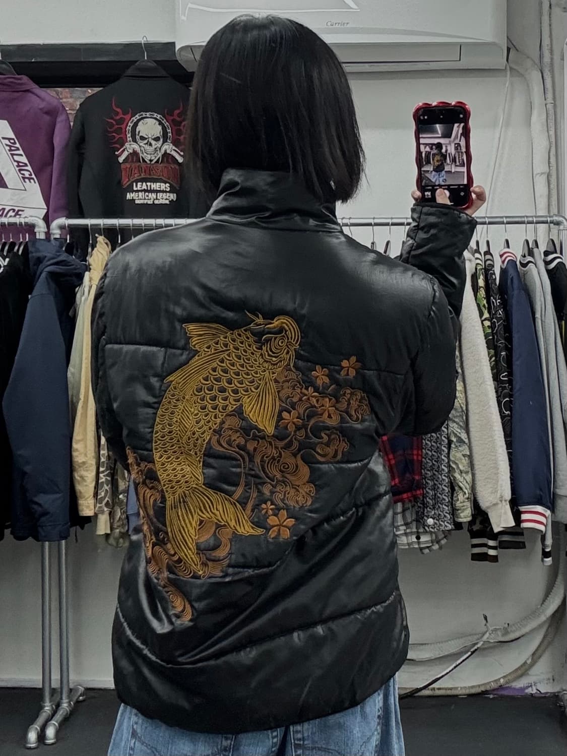 카라쿠리 타마시 오리엔탈 잉어 자수 패딩 상품이미지1