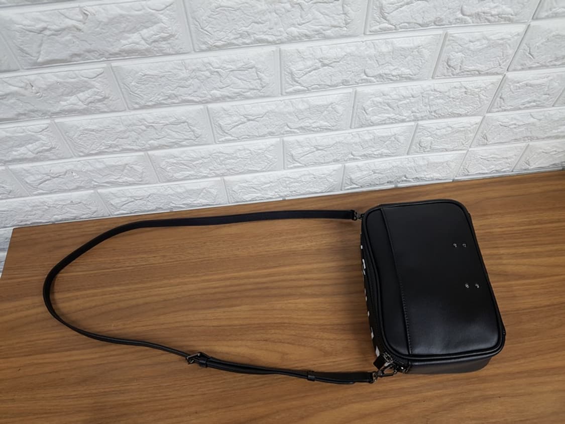 메트로시티 크로스백 (정품) 상품이미지6