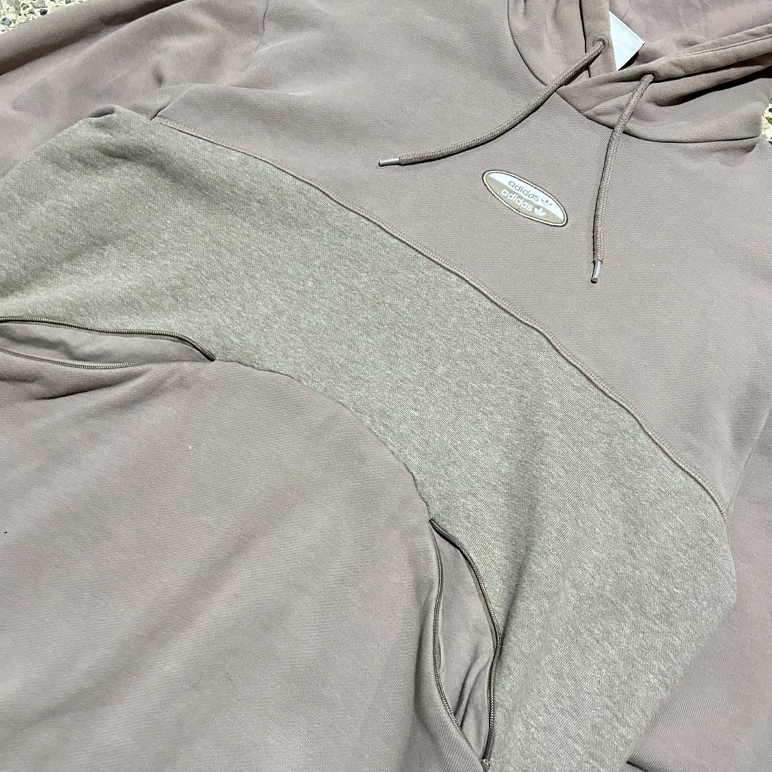 아디다스(ADIDAS)오리지널 에센셜 후드티 상품이미지4