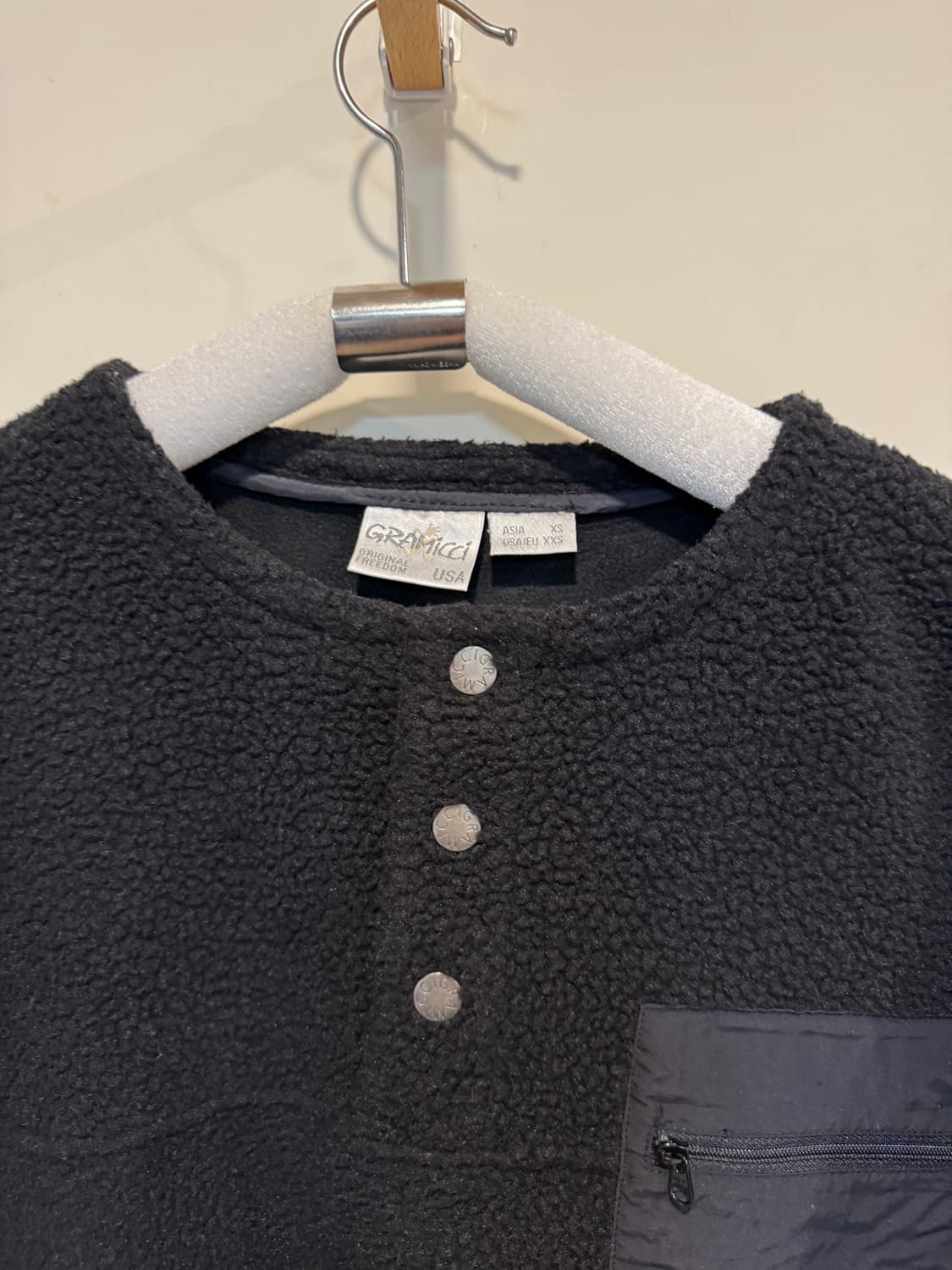 그라미치 보아 플리스 풀오버 스냅티 Black 상품이미지4