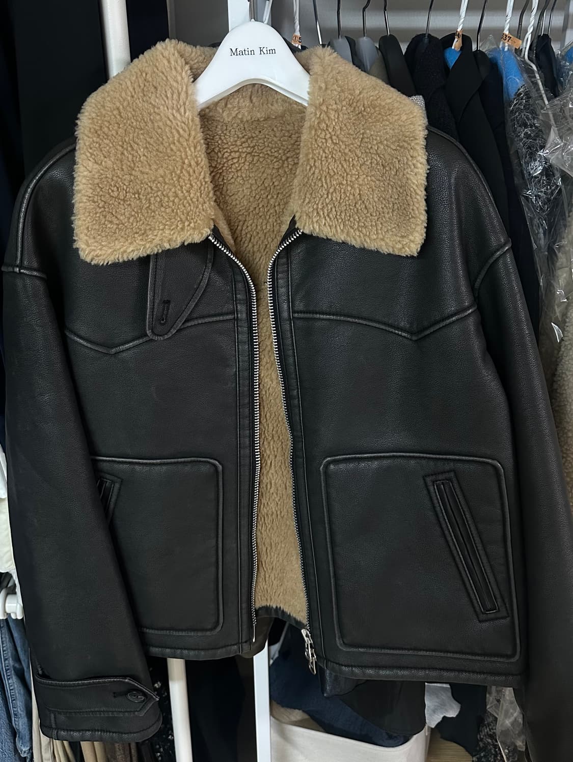 스튜디오칸틴 비건레더 무스탕 상품이미지4