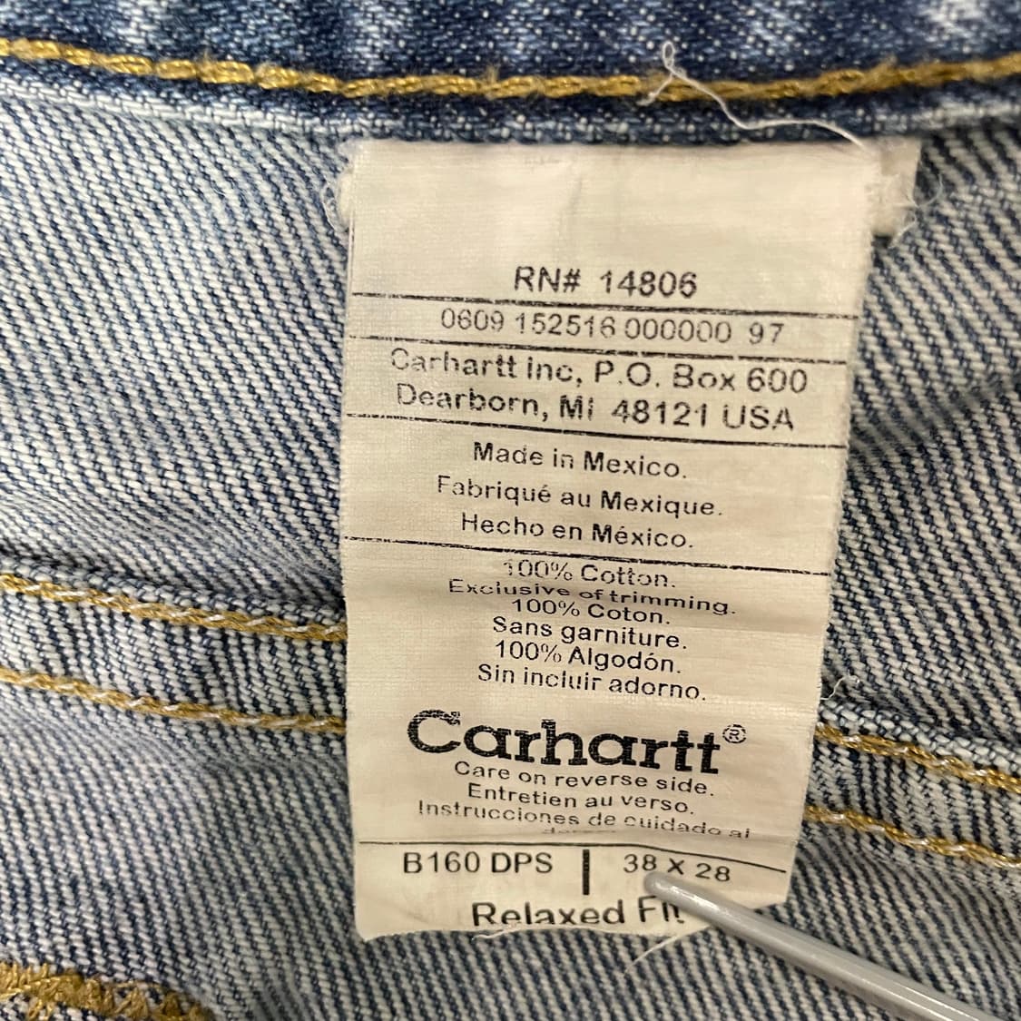  (38) Carhartt 칼하트 컷오프 데님 반바지  상품이미지4