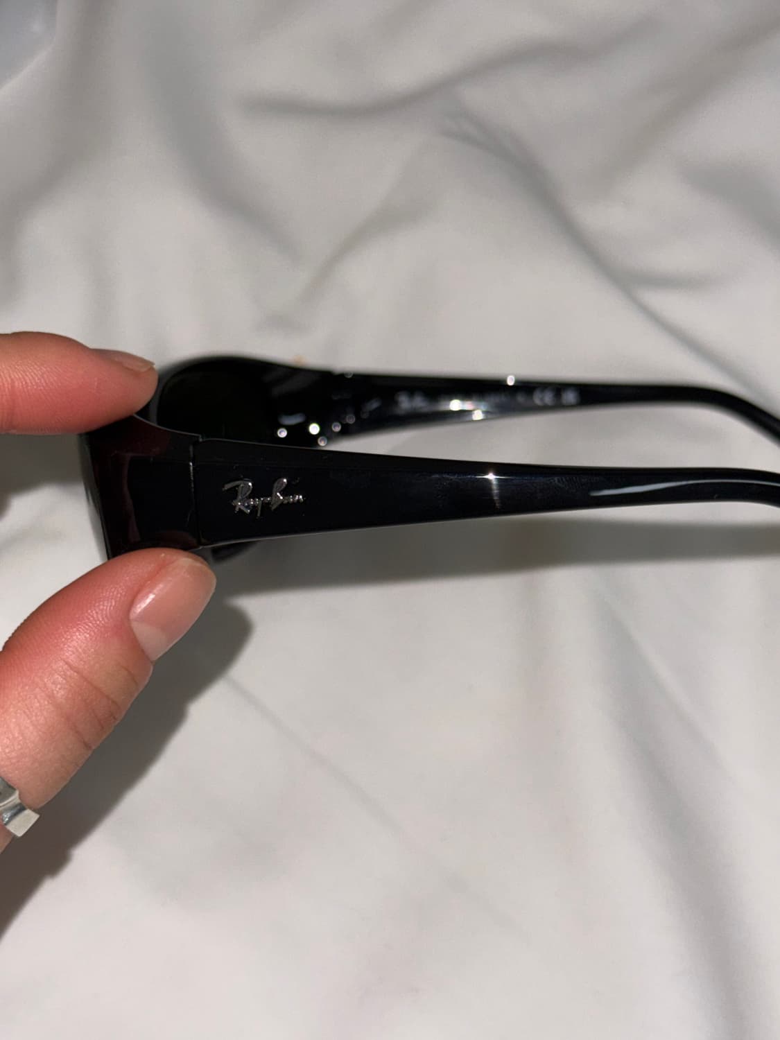 레이벤 대디오 선글라스 판매합니다. 상품이미지5