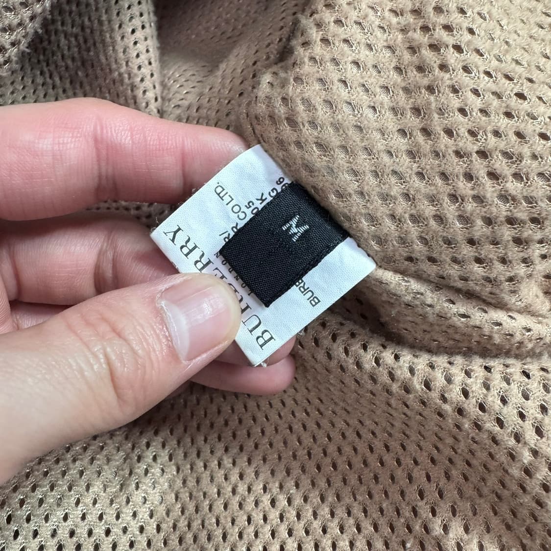 정품 버버리 블루라벨 노바체크 후드자켓 상품이미지4