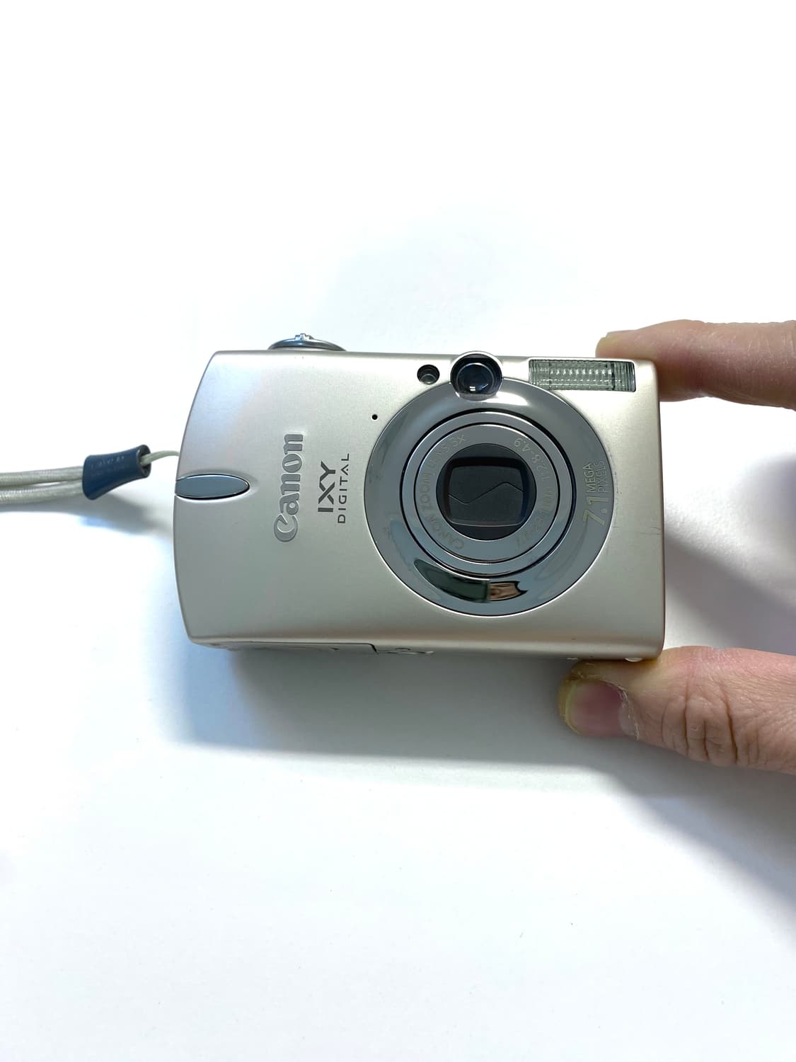 [예약] 캐논 익서스 IXUS 750 디지털 카메라 상품이미지1