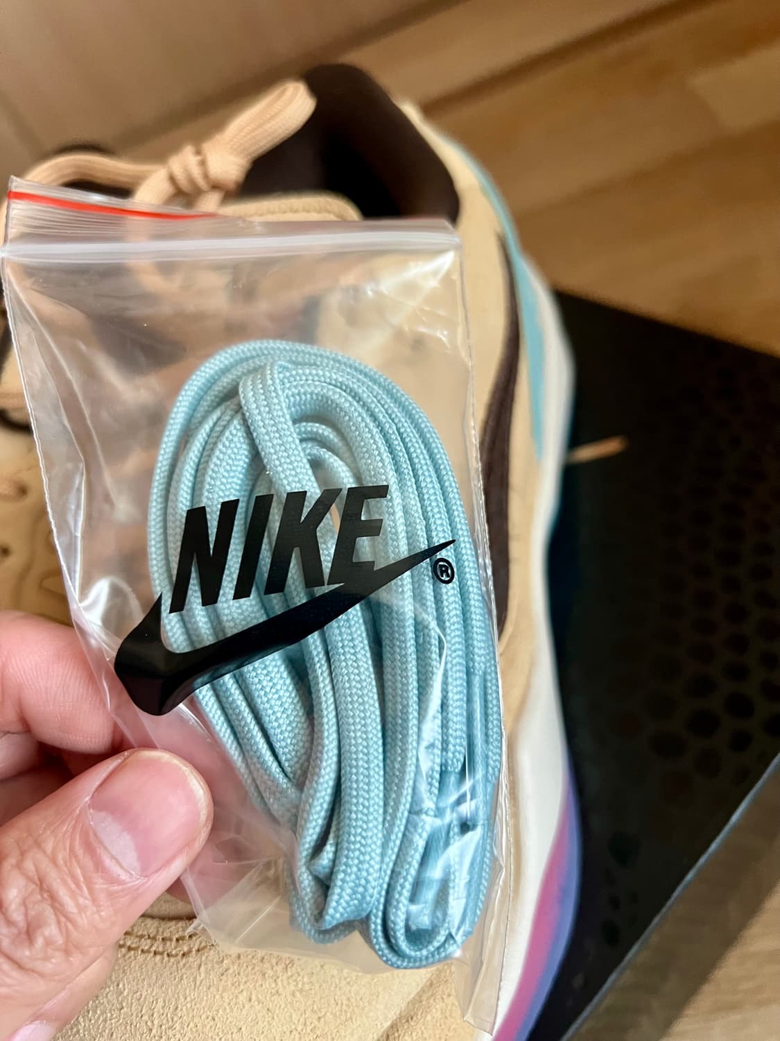 275)새상품 나이키 코비8 프로트로 시엠플레바로크 브라운 상품이미지5