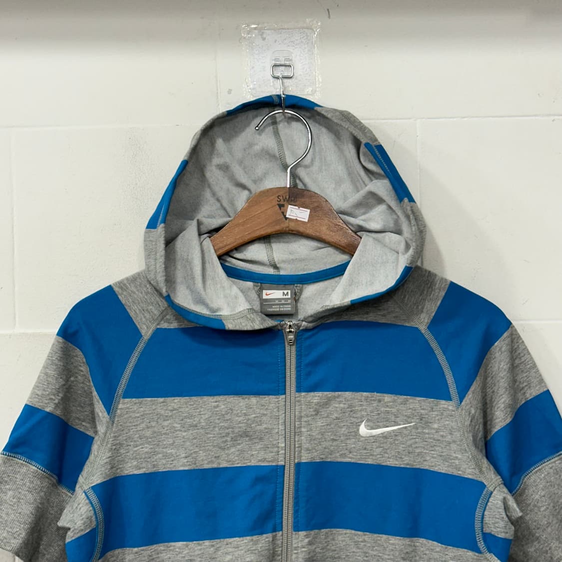 나이키 스트라이프 후드집업M 상품이미지2