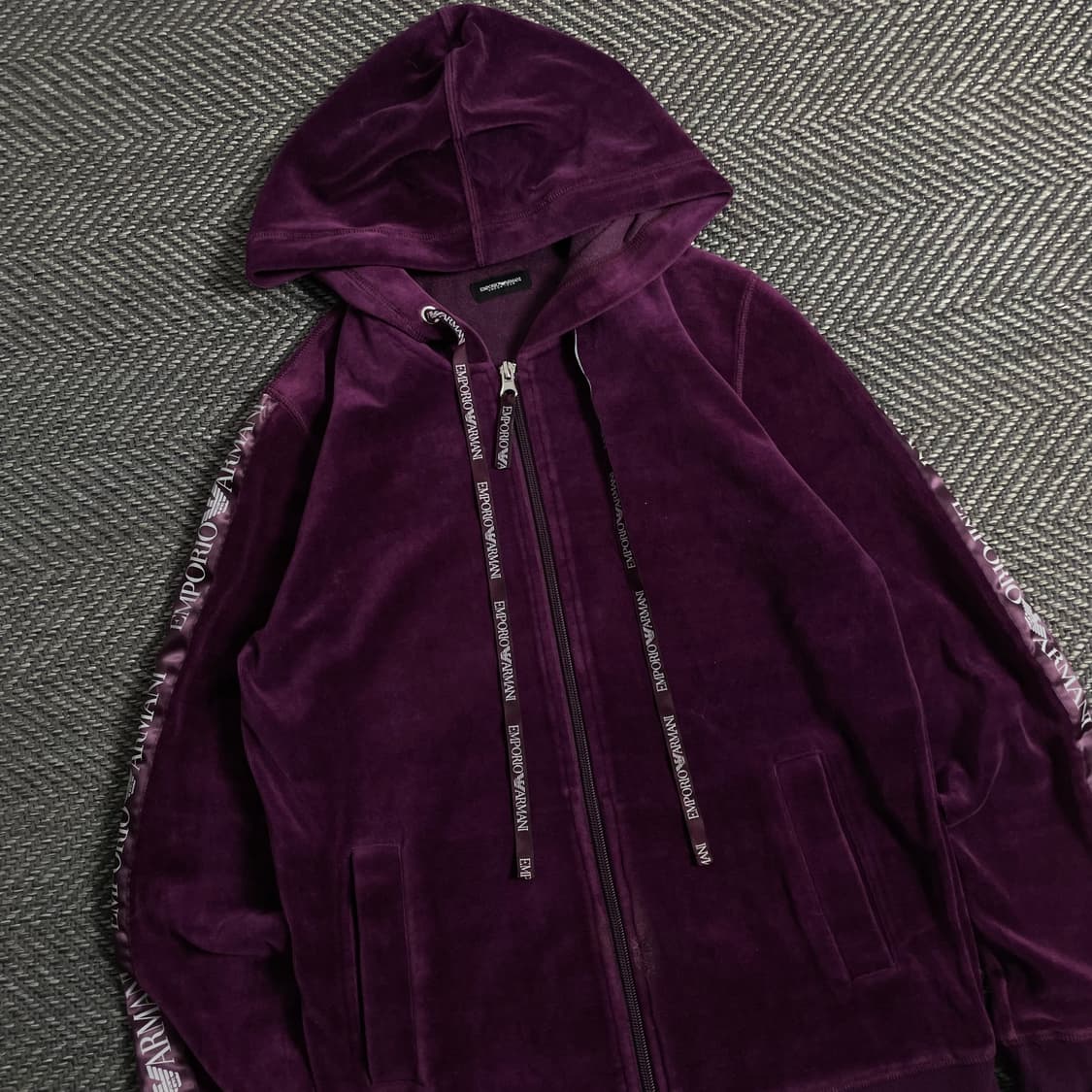 아르마니 y2k 아카이브 벨벳 후디 자켓 y 3897 상품이미지1