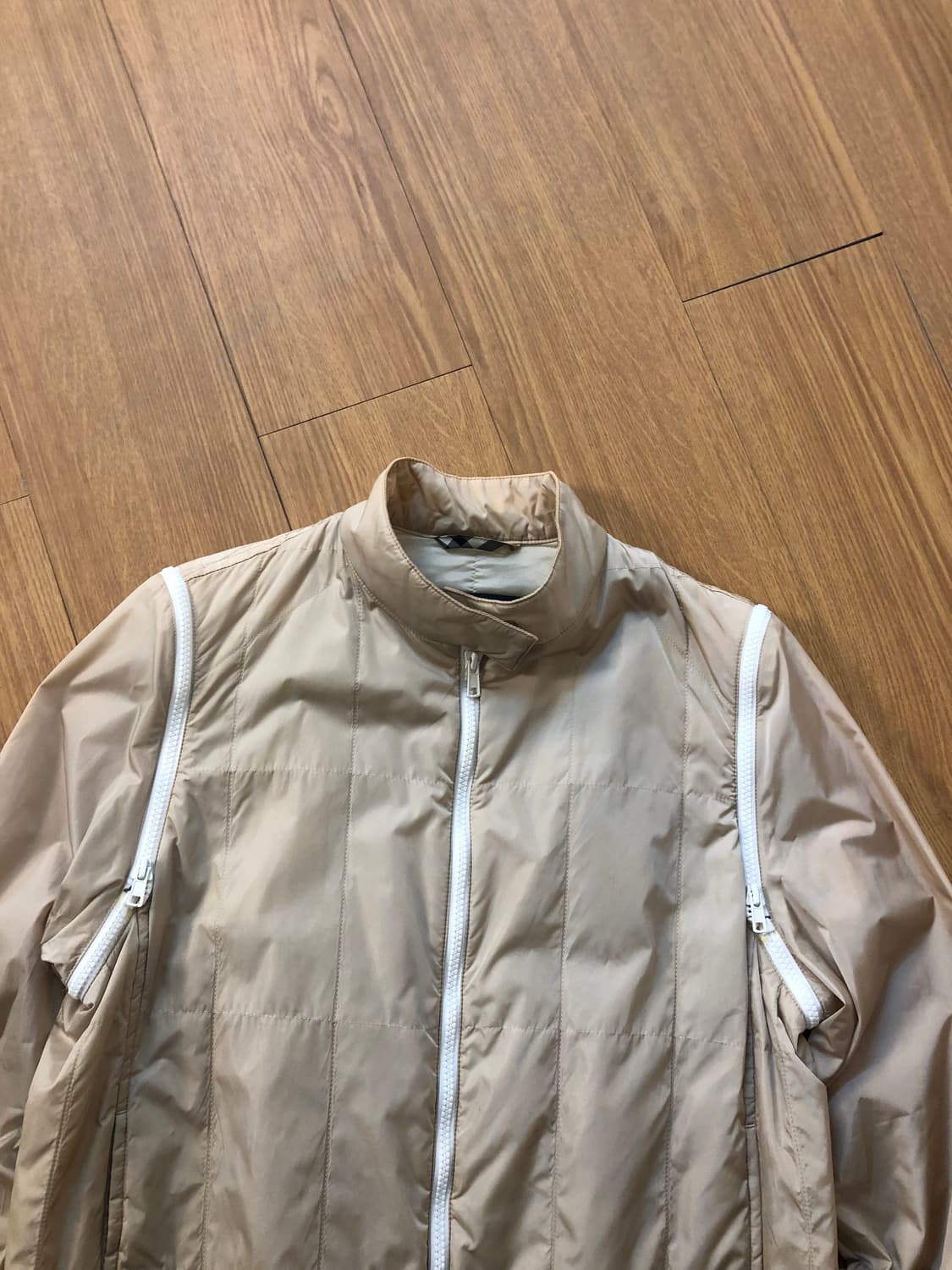 버버리 나일론 자켓 상품이미지5