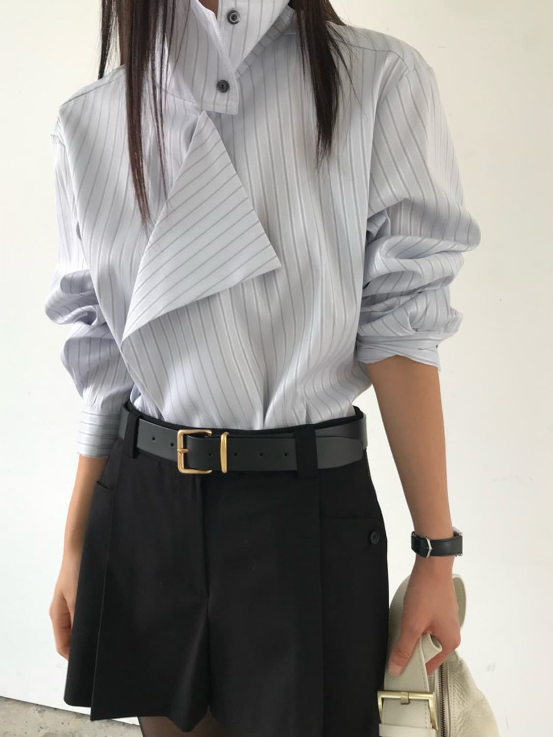 we are 위아 FW 빌리지 블라우스 상품이미지1