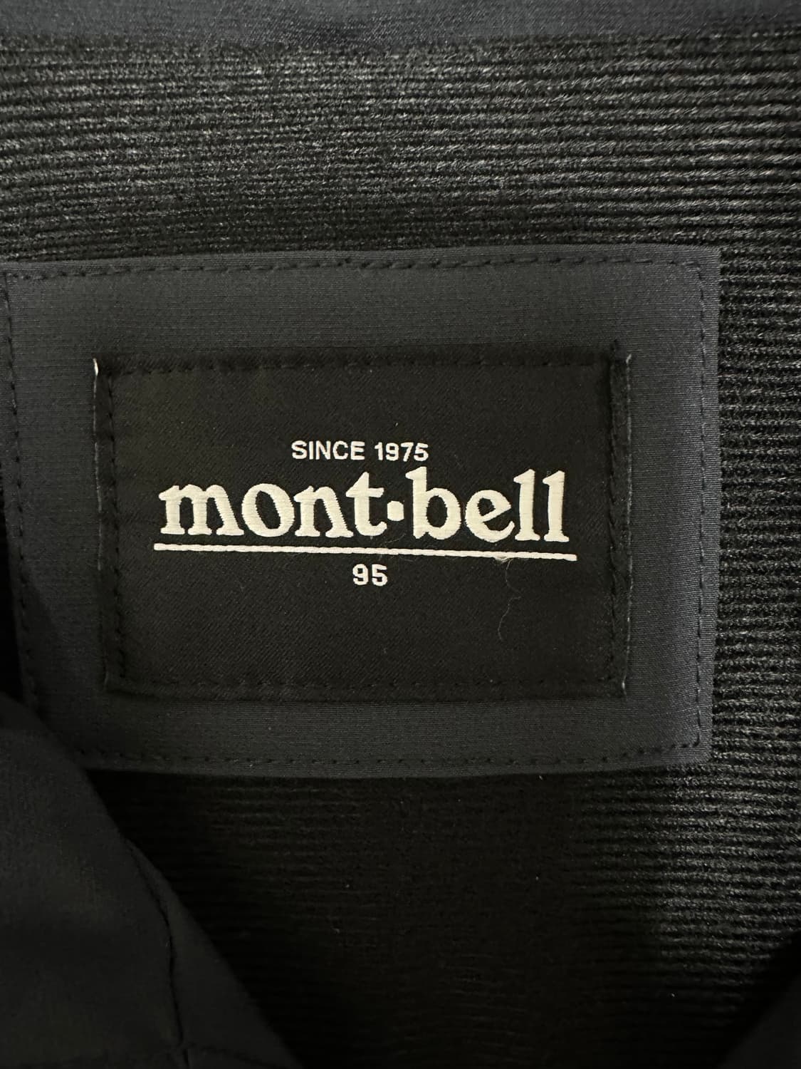 몽벨 로고 바람막이 상품이미지5