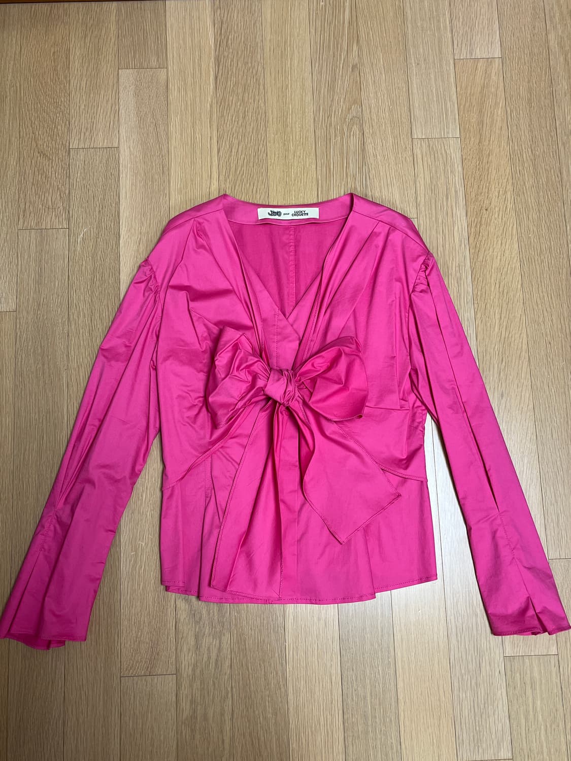 럭키슈에뜨 JDC 핑크리본 블라우스 상품이미지1