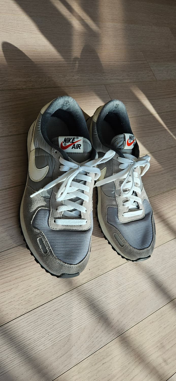 나이키 볼텍스 레트로 그레이 상품이미지3