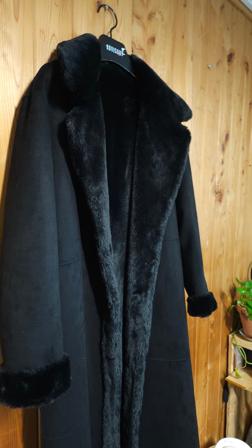 on&On 온앤온 양면 에코퍼 무스탕 리버시블 퍼코트 55~66 상품이미지2